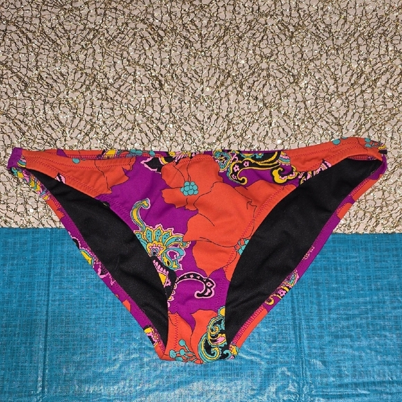 Victoria's Secret Multicolor Bikini Bottom - Picture 1 of 5